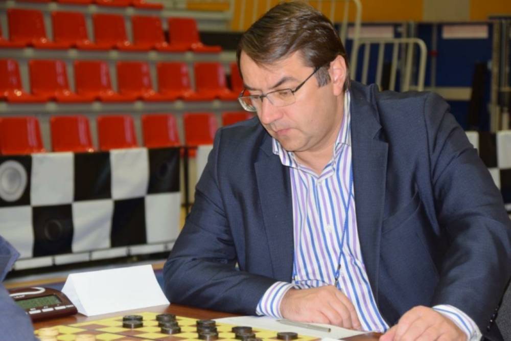 Житель Ленобласти стал абсолютным обладателем Кубка мира по шашкам