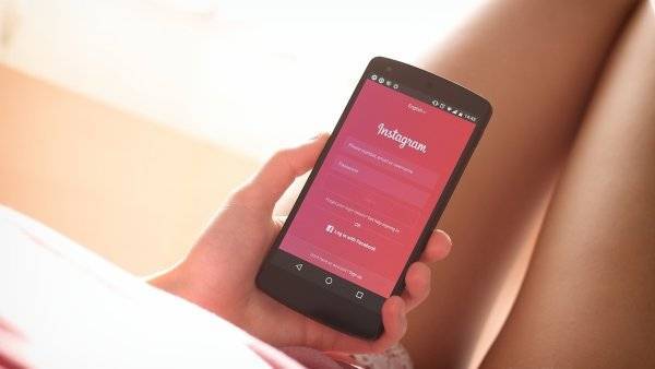 Пользователи Instagram указали на сбой в работе социальной сети