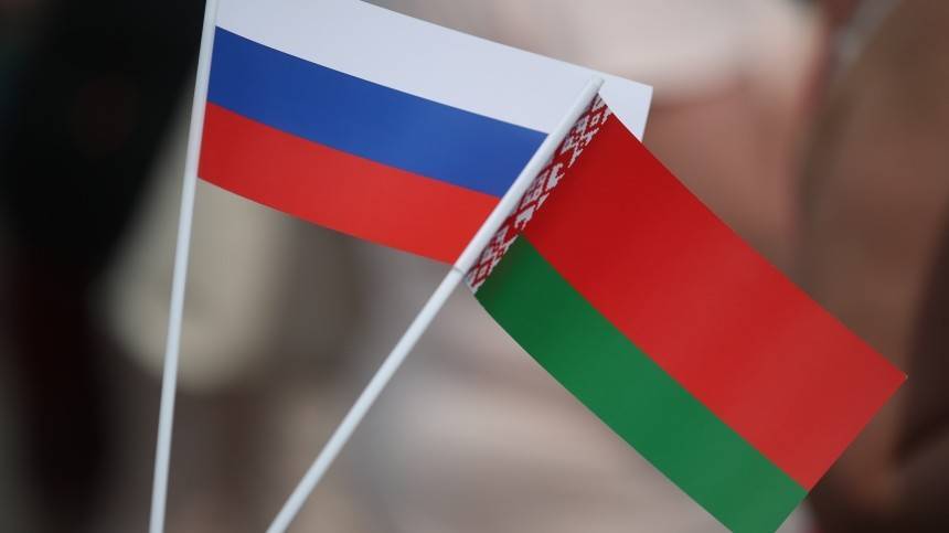 Стали известны результаты опроса об отношении белорусов к России