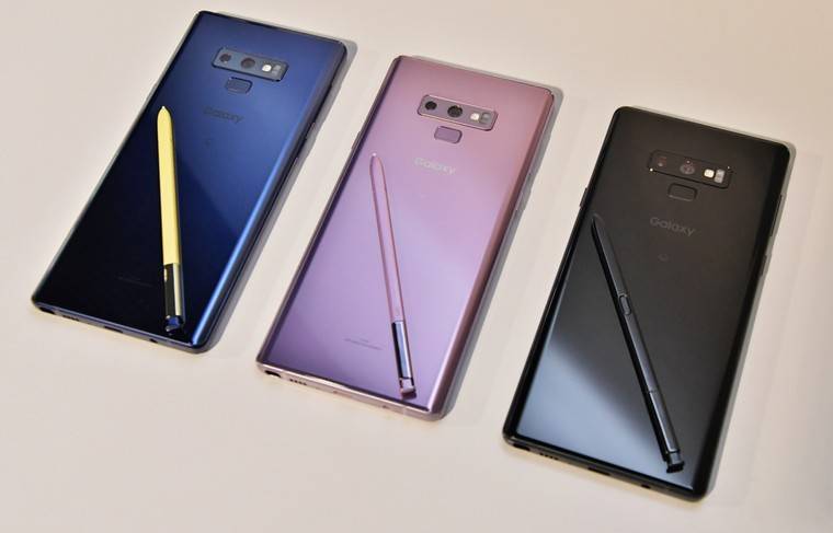 Samsung назвал модели смартфонов, которые обновятся до Android 10