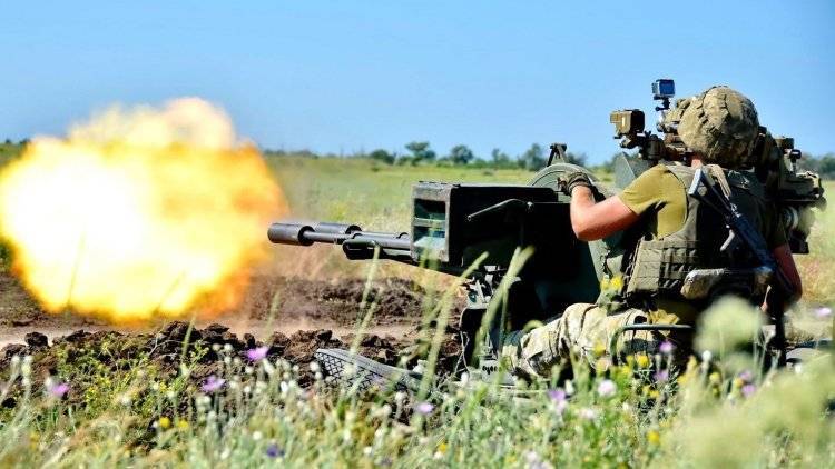 Более 120 снарядов украинские военные выпустили по поселку в ЛНР