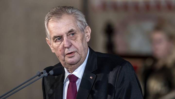 Президент Чехии выступил против памятника генералу Власову в Праге