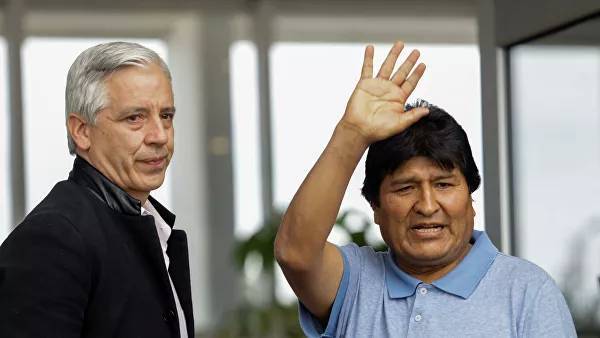 В Боливии подтвердили «синий формуляр» Интерпола на Моралеса