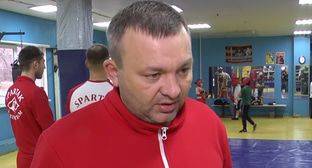 Волгоградские чиновники нашли новую работу уволенному тренеру