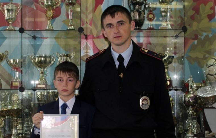 Десятилетний сын полицейского помог найти пропавшего больного мальчика
