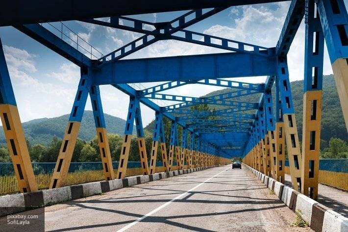 Завершено строительство российской части моста через Амур в Китай