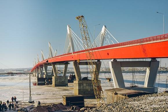 Завершено строительство первого международного моста между Россией и Китаем