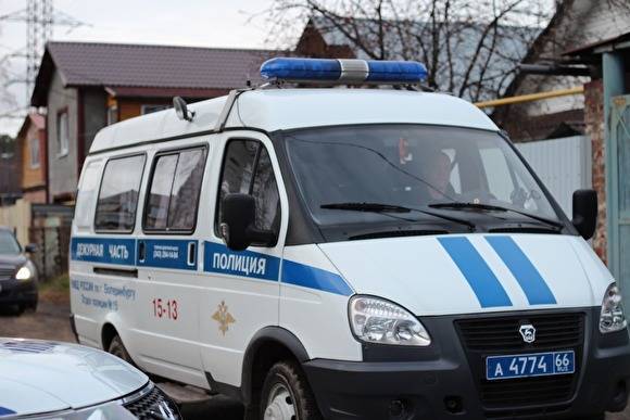 В Екатеринбурге коллектор забрал автомобиль должницы с трехлетним ребенком внутри