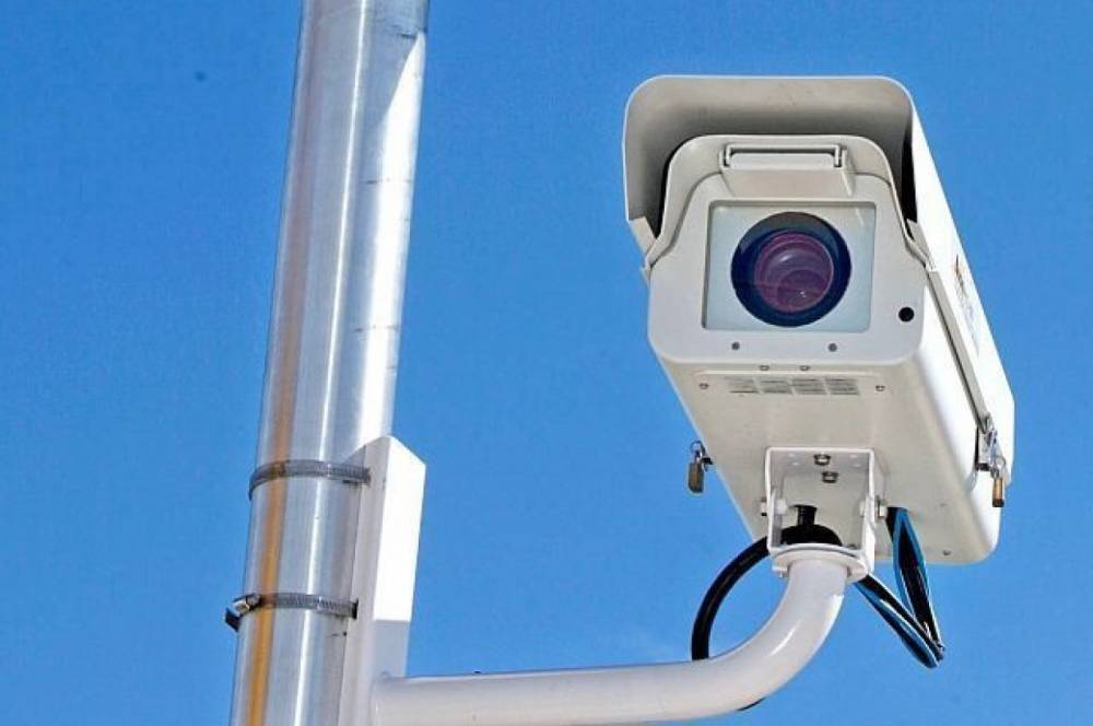 Водителям Петербурга показали карту с камерами слежения за нарушителями ПДД
