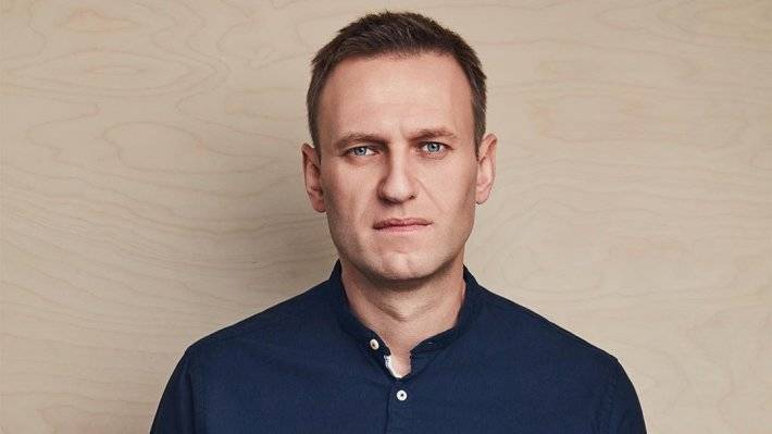 Навальный не хочет вспоминать гей-скандал с главой петербургского штаба Шуршевым