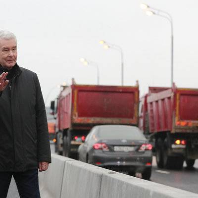 Собянин открыл движение по новому мосту через Канал имени Москвы