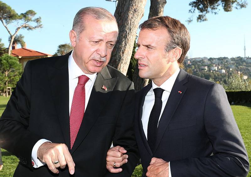 Резкий выпад Эрдогана в адрес Макрона спровоцировал дипломатический скандал