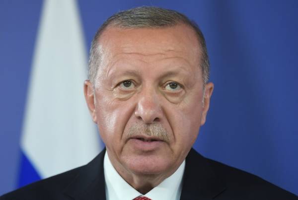 Турецкого посла во Франции вызовут в МИД после слов Эрдогана о Макроне