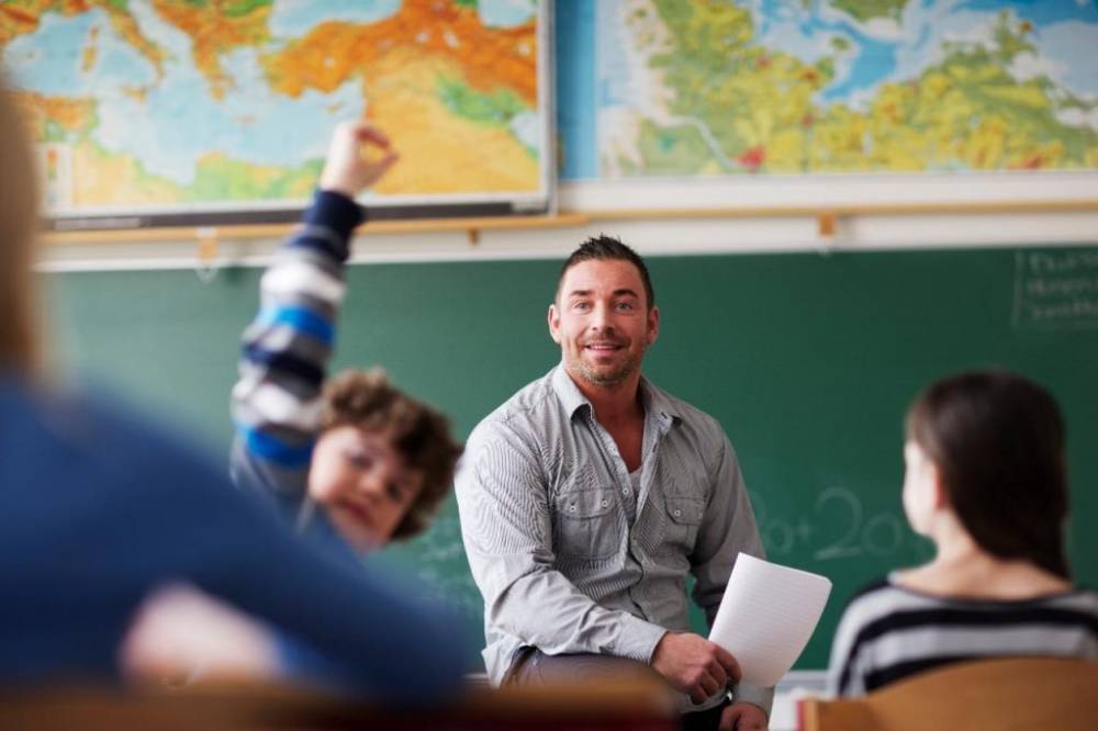 Немцы могут остаться без работы: школы предпочитают нанимать учителей с иностранными корнями