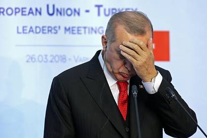 Францию оскорбили слова Эрдогана о «смерти мозга Макрона»
