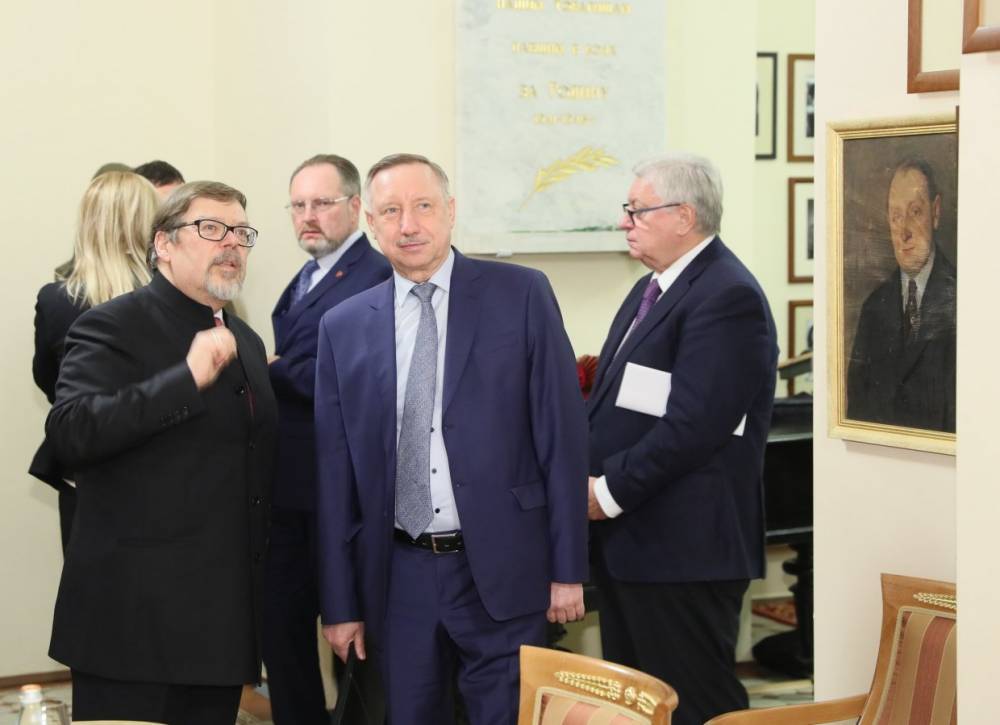 Беглов поучаствовал в заседании Попечительского совета Александринки