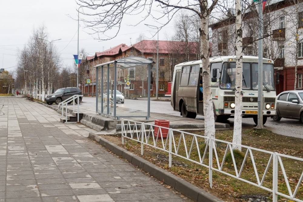 В Петрозаводске закроют доступ к одной из остановок на улице Судостроителей