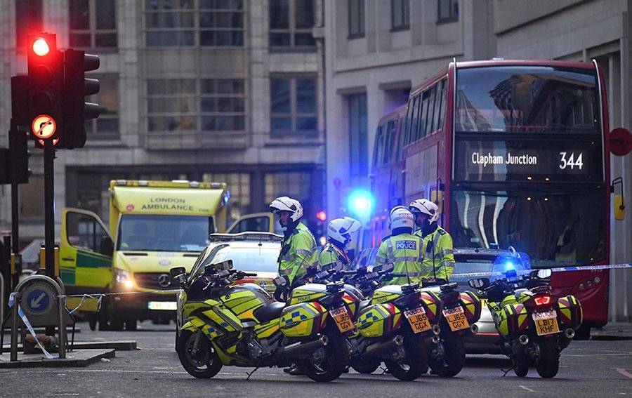 По меньшей мере два человека погибли в результате теракта на Лондонском мосту