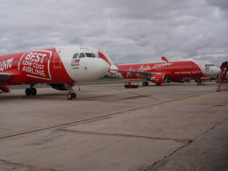 Малайзийская компания AirAsia откроет рейсы в Москву и Петербург