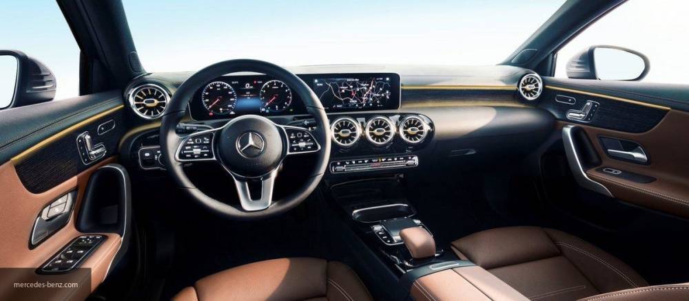 В Сети появились шпионские снимки обновленного Mercedes-Benz EQS