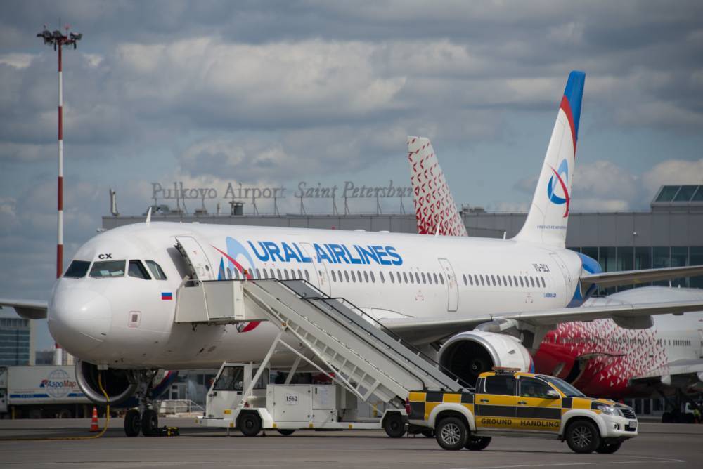 Гендиректор «Уральских авиалиний» ответил на жалобы пассажиров о задержках рейсов