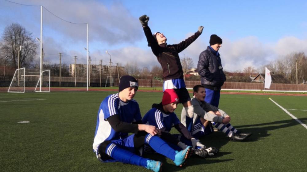 200 школьников показали свои спортивные умения в Порхове