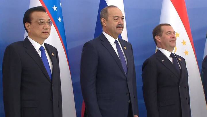 Президент Узбекинстана принимает премьеров стран ШОС