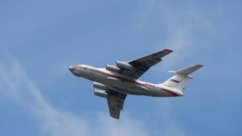 Самолёт МЧС России сбросил 84 тонны воды в районе пожаров в Сербии