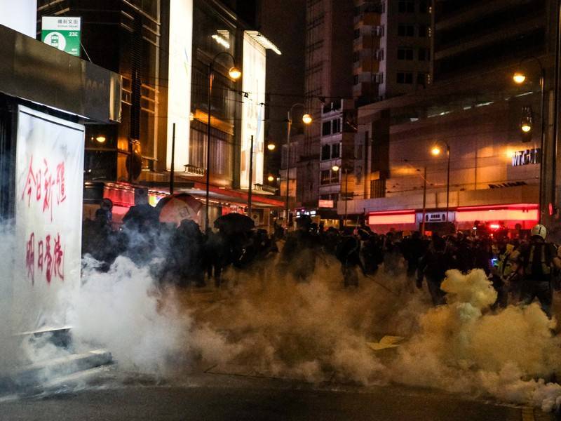 «Синьхуа» осудило действия протестующих, напавших на их филиал в Гонконге