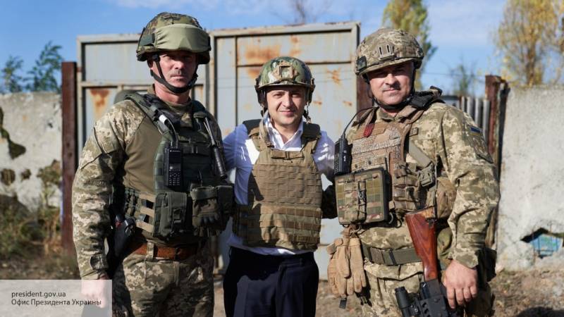 Зеленский потредбовал от ВСУ «держать порох сухим» во время разведения сил в Донбассе
