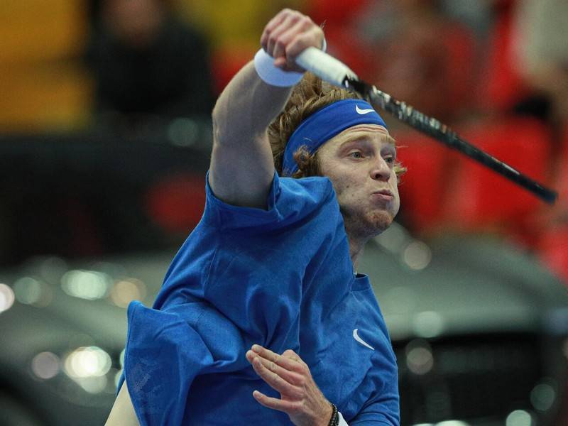 Теннисисты Хачанов и Рублёв вышли в финал турнира в Париже в парном разряде