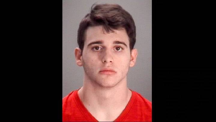 В США 18-летний школьник задержан за подстрекательство к убийству учителя