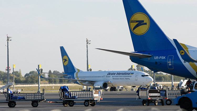 На Украине сообщили о потерях из-за отсутствия авиасообщения с РФ