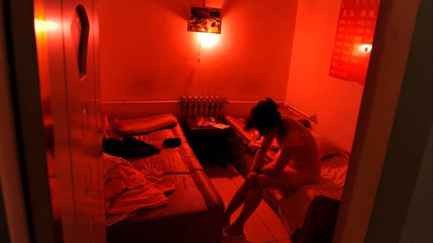 Наркопритон, где развращали несовершеннолетних девочек, раскрыли в Москве