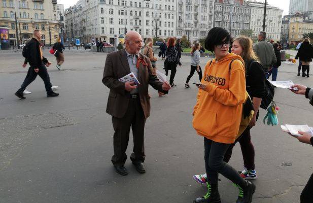 В Варшаве раздали тысячу листовок: «Голос ненависти к России достиг апогея»