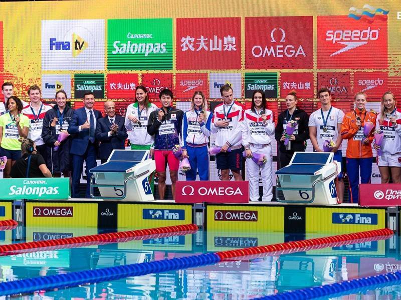 Российские пловцы завоевали 11 медалей во второй день этапа КМ в Казани