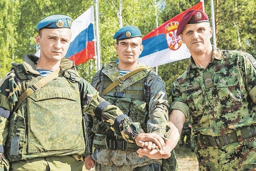 НАТО собирает совещание по противодействию России на Балканах
