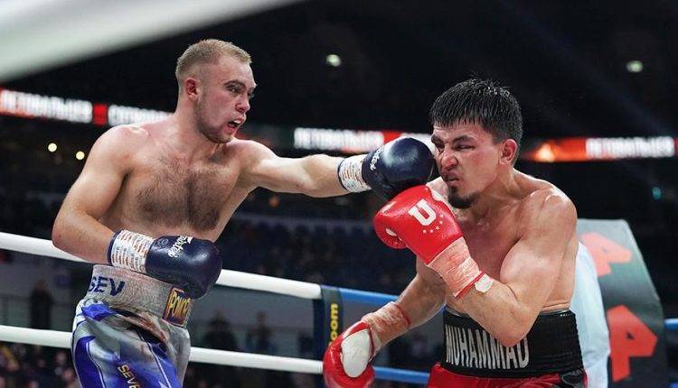 Боксер из Узбекистана Сотволдиев победил россиянина Летовальцева