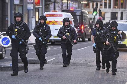 Подозреваемый в теракте на Лондонском мосту оказался связан с террористами