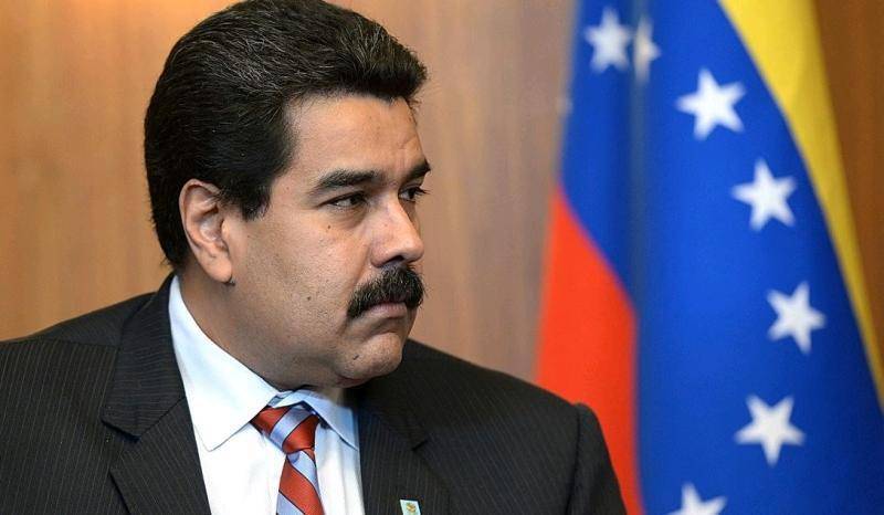 Президент Венесуэлы объявил общую мобилизацию