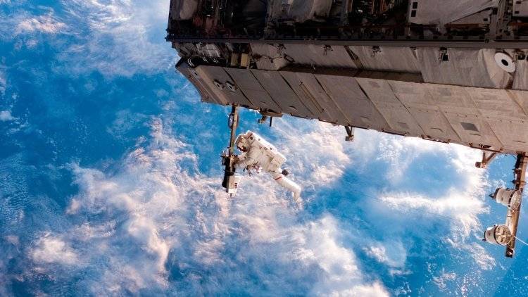 Ученые США назвали космические полеты опасными для кишечника
