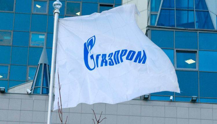 Зарплаты в «Газпроме» вновь увеличат после 15% прибавки — еще на 3% в 2020 году. За год в этой отрасли зарплаты выросли на 42%