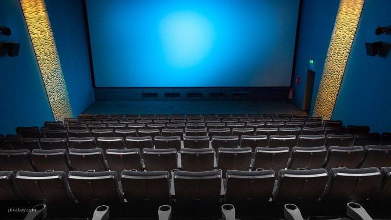 Россияне стали чаще совершать покупки в кинотеатрах