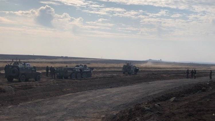Россия и Турция начали двенадцатый совместный патруль зоны безопасности в Сирии