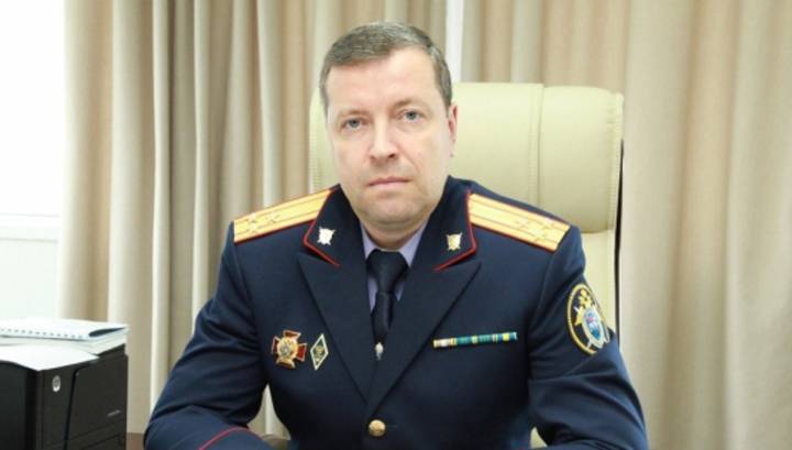 Обещал закрыть дело: замглавы СУ СКР по Свердловской области попался на взятке
