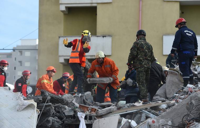 В Албании завершили спасательную операцию после серии землетрясений