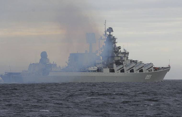 Крейсер «Маршал Устинов» завершил учения с фрегатами ЮАР и КНР