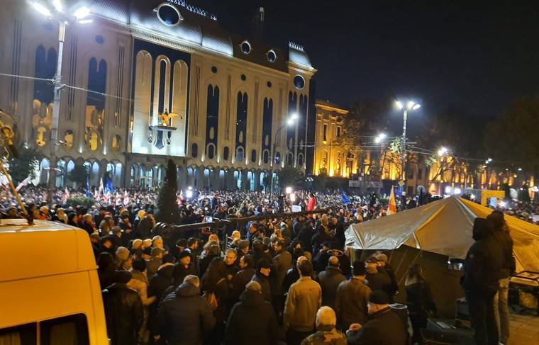 Грузинская оппозиция заявила, что протесты в Тбилиси продолжатся