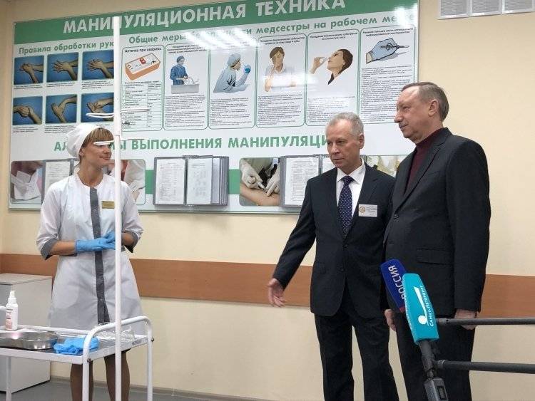 Беглов осмотрел новую женскую консультацию в Красносельском районе