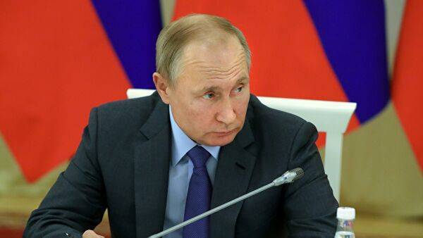 Путин осудил оскорбления проживающих в России народов в СМИ
